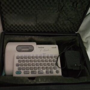 Brothers Vintage PT-12 label maker